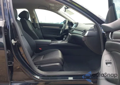 2019 Honda Accord Lx z USA, uszkodzony, nr VIN 1HGCV1F13KA109751